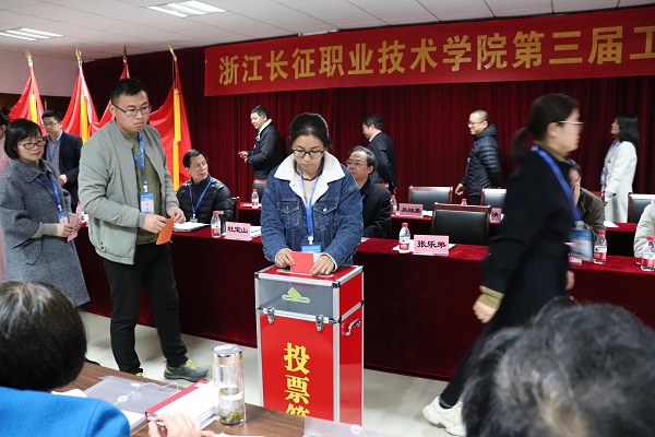 596b86e184c1614db9868f270f65937